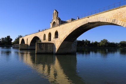 pont_avignon_oenotourisme_vallee_du_rhone